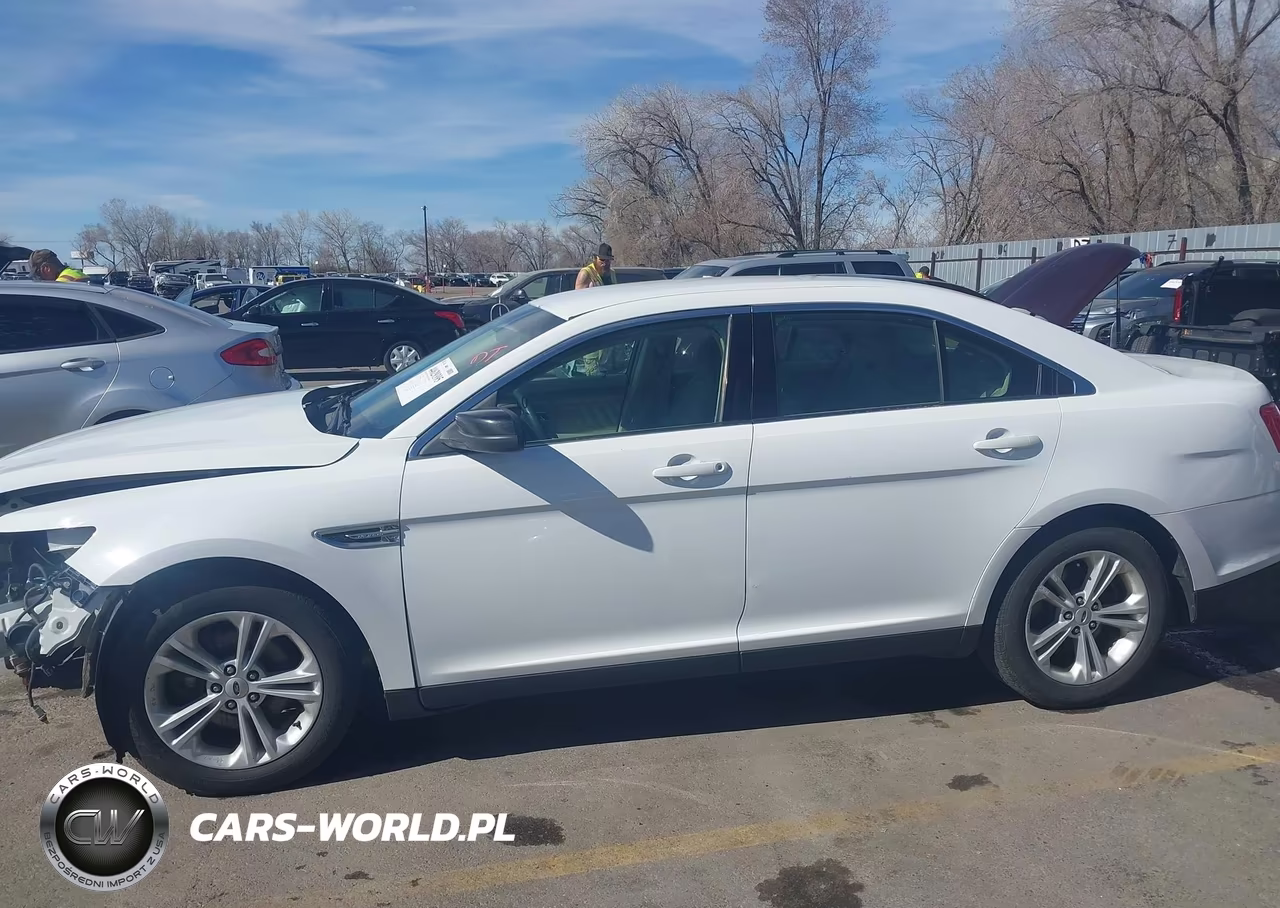 2015 Ford Taurus Se VIN:1FAHP2D86FG183033 - 15