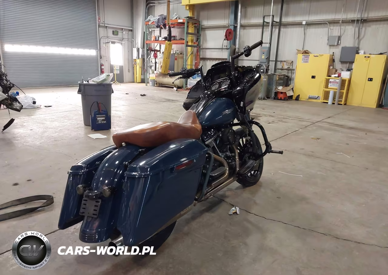 2019 Harley-Davidson Fltrxs VIN:1HD1KTP14KB653807 - 3