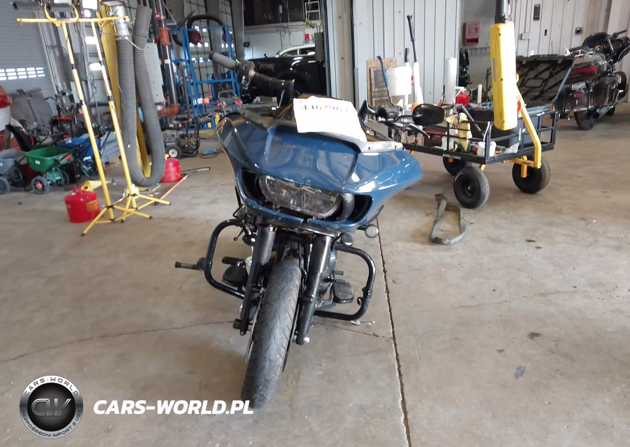 2019 Harley-Davidson Fltrxs VIN:1HD1KTP14KB653807 - 4