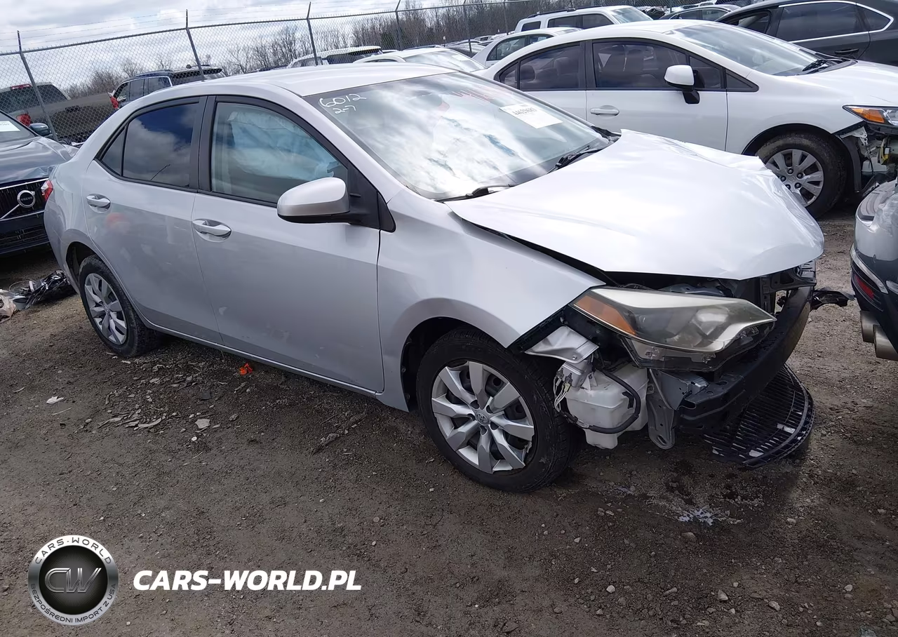 2015 Toyota Corolla Le – zdjęcie 1 z 17