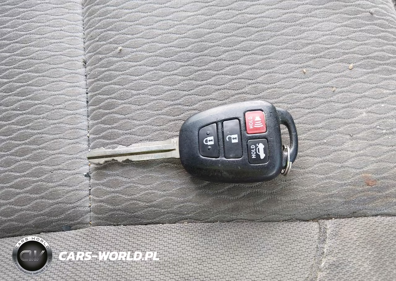 2015 Toyota Corolla Le VIN:2T1BURHE0FC466012 - 11