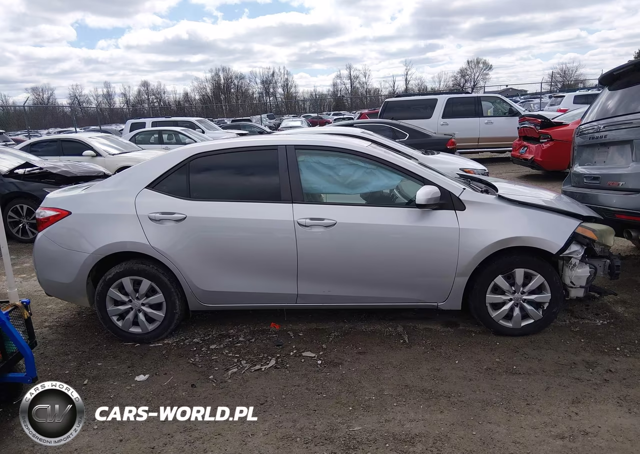 2015 Toyota Corolla Le VIN:2T1BURHE0FC466012 - 14