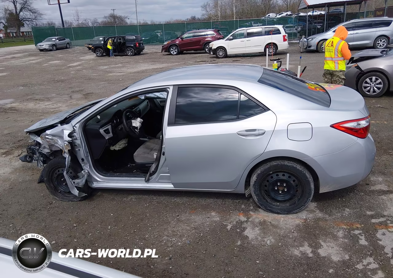 2015 Toyota Corolla Le VIN:2T1BURHE0FC466012 - 15