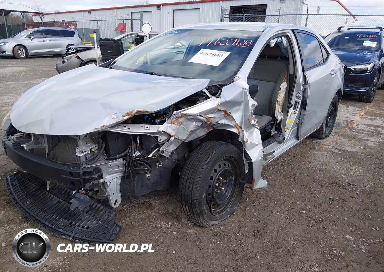 2015 Toyota Corolla Le VIN:2T1BURHE0FC466012 - 6