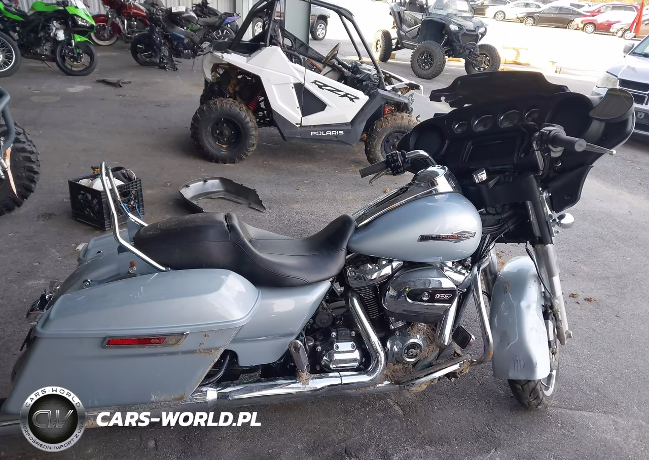 2023 Harley-Davidson Flhx VIN:1HD1KBC1XPB676662 - 11
