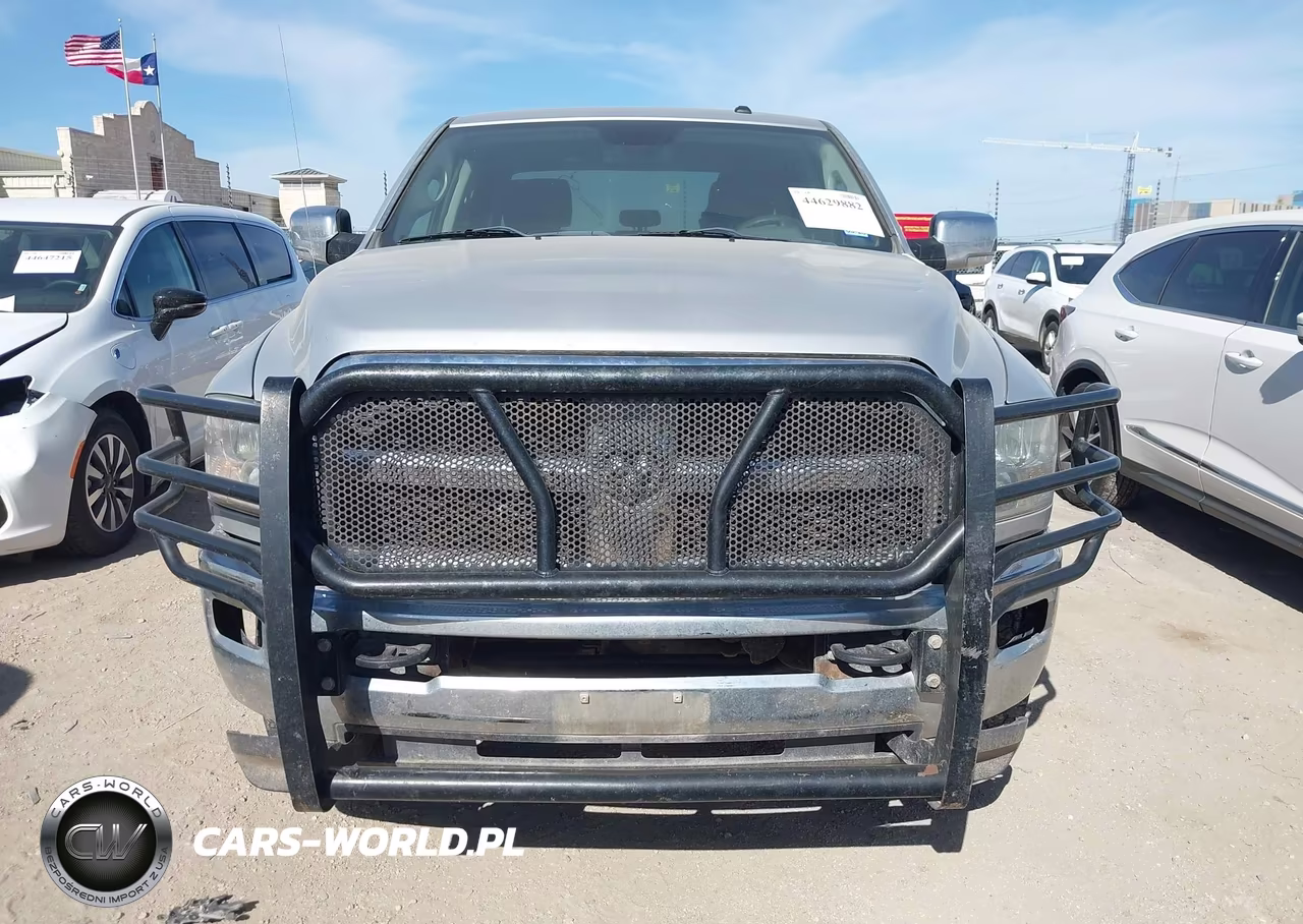 2015 Ram 2500 Tradesman VIN:3C6UR5HJ7FG663708 - 12