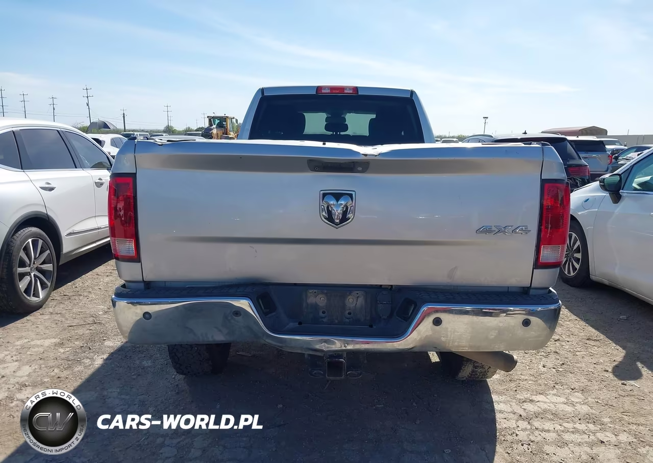 2015 Ram 2500 Tradesman VIN:3C6UR5HJ7FG663708 - 16
