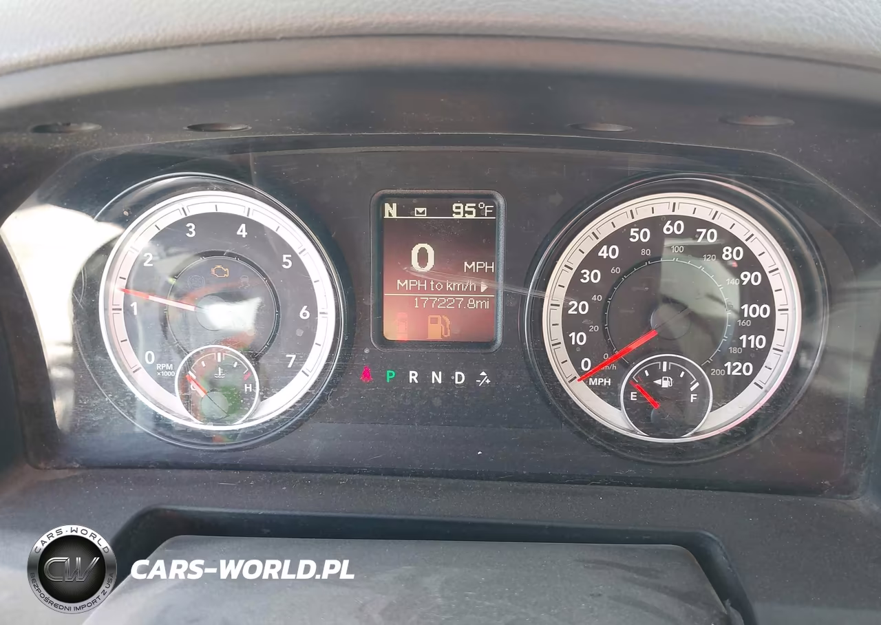 2015 Ram 2500 Tradesman VIN:3C6UR5HJ7FG663708 - 7