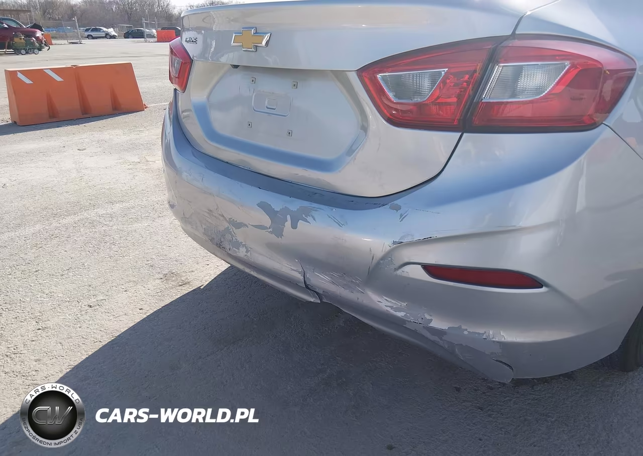 2018 Chevrolet Cruze Ls Auto VIN:1G1BC5SM5J7166058 - 6