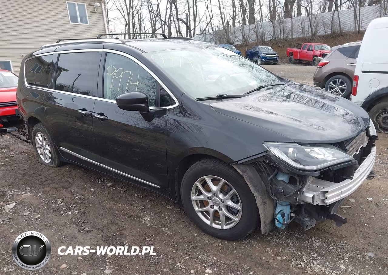 2020 Chrysler Pacifica Touring L