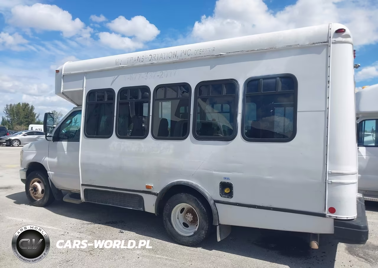 2009 Ford E-350 Cutaway VIN:1FDEE35PX9DA92105 - 14