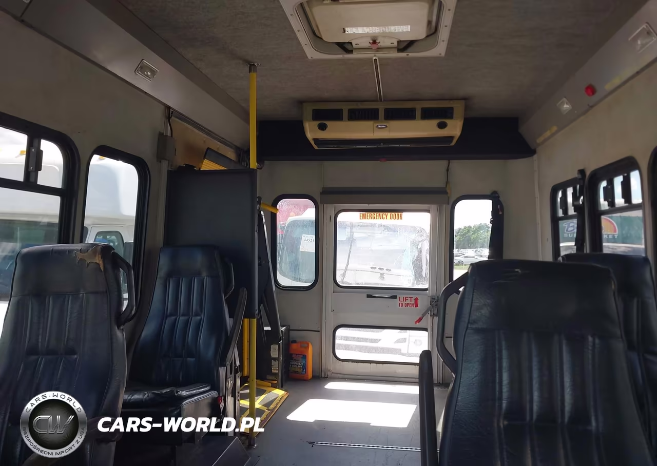 2009 Ford E-350 Cutaway VIN:1FDEE35PX9DA92105 - 7