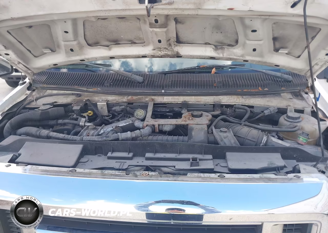 2009 Ford E-350 Cutaway VIN:1FDEE35PX9DA92105 - 9