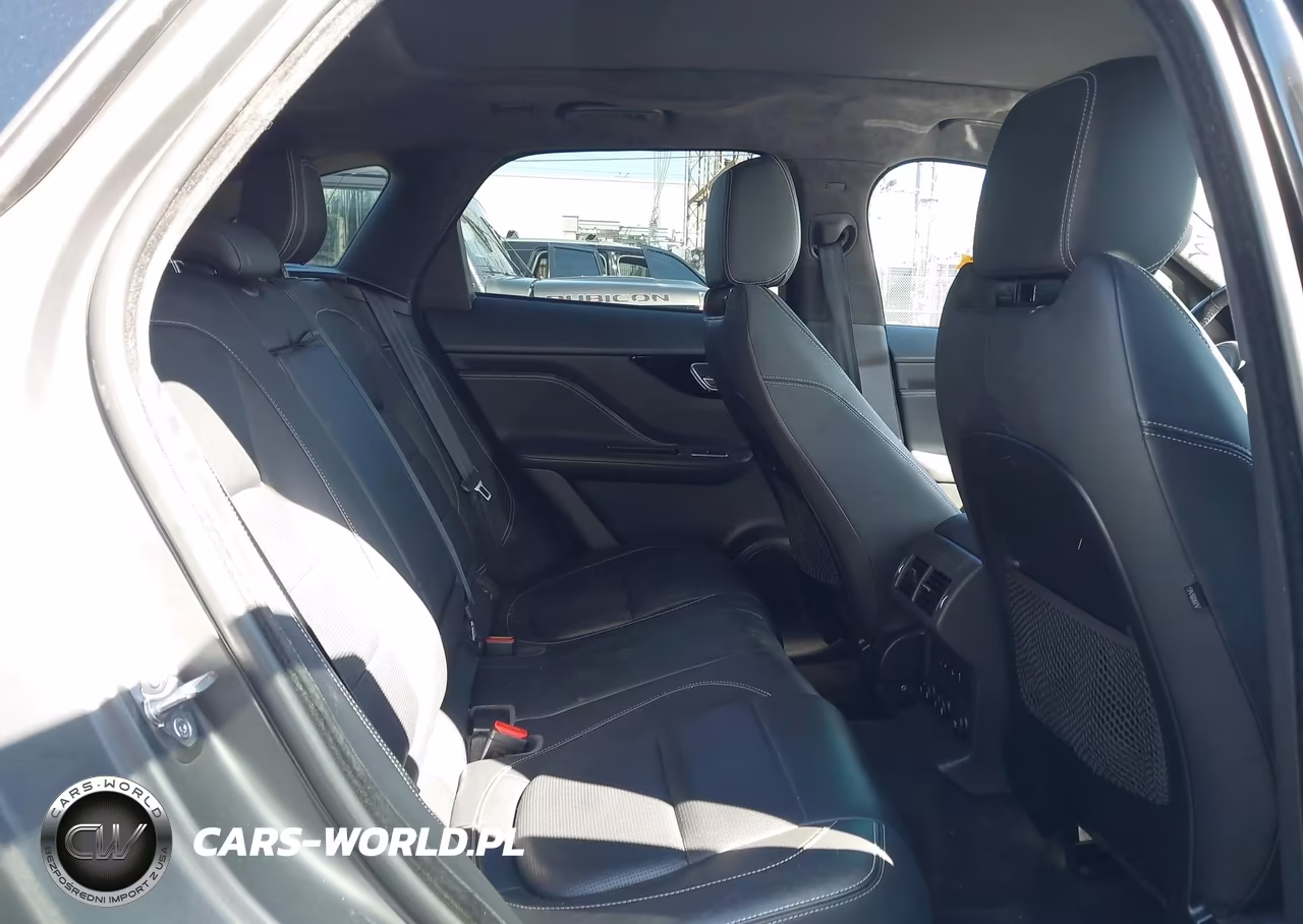 2019 Jaguar F-Pace 25T R-Sport-30T R-Sport VIN:SADCL2GX9KA364129 - 8