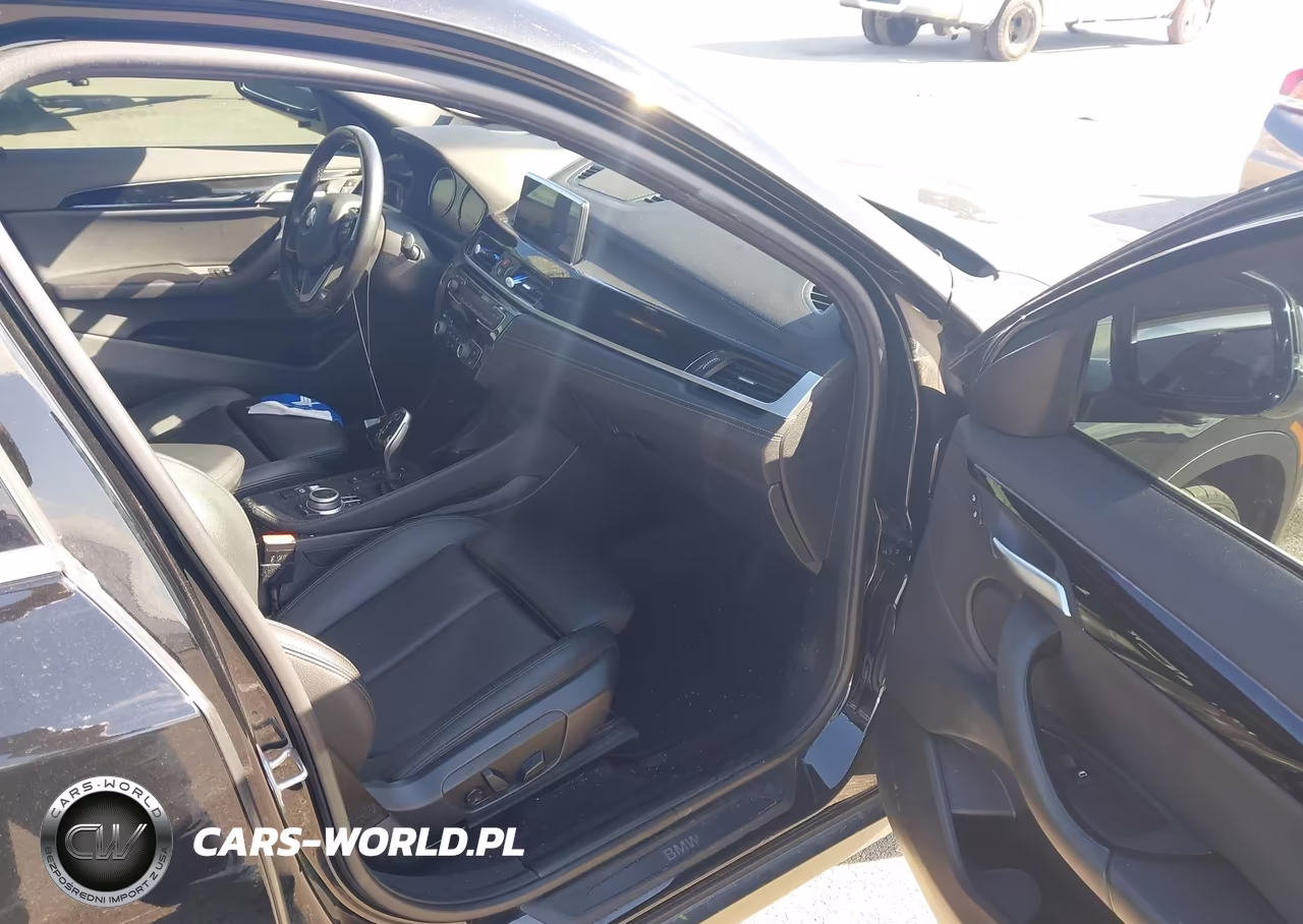 2022 BMW X2 xDrive28I VIN:WBXYJ1C04N5U33142 - 5