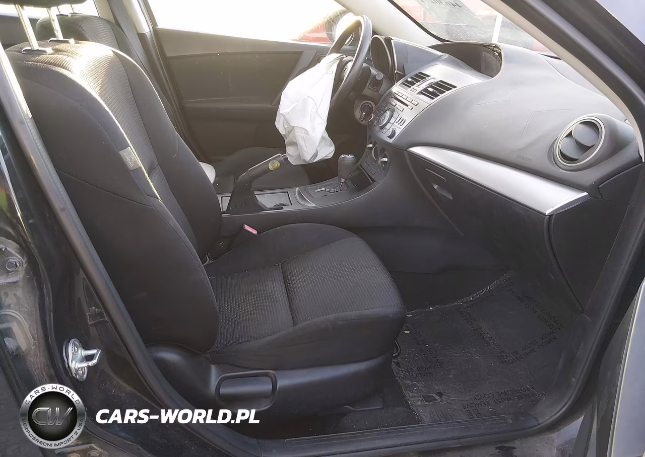2013 Mazda Mazda3 I Sport VIN:JM1BL1U7XD1744251 - 5