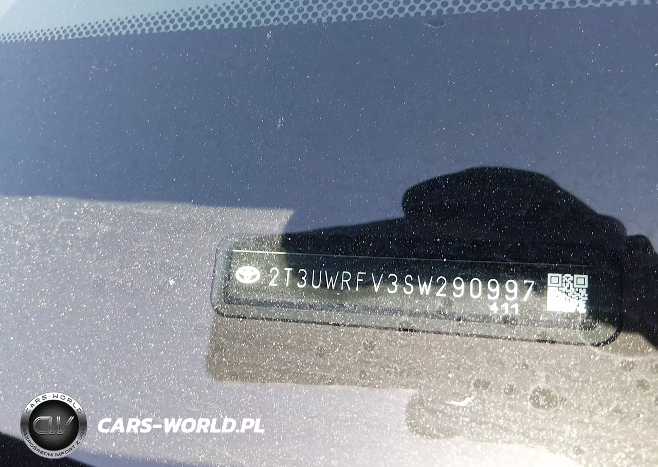2025 Toyota Rav4 Hybrid Woodland Edition VIN:2T3UWRFV3SW290997 - 9