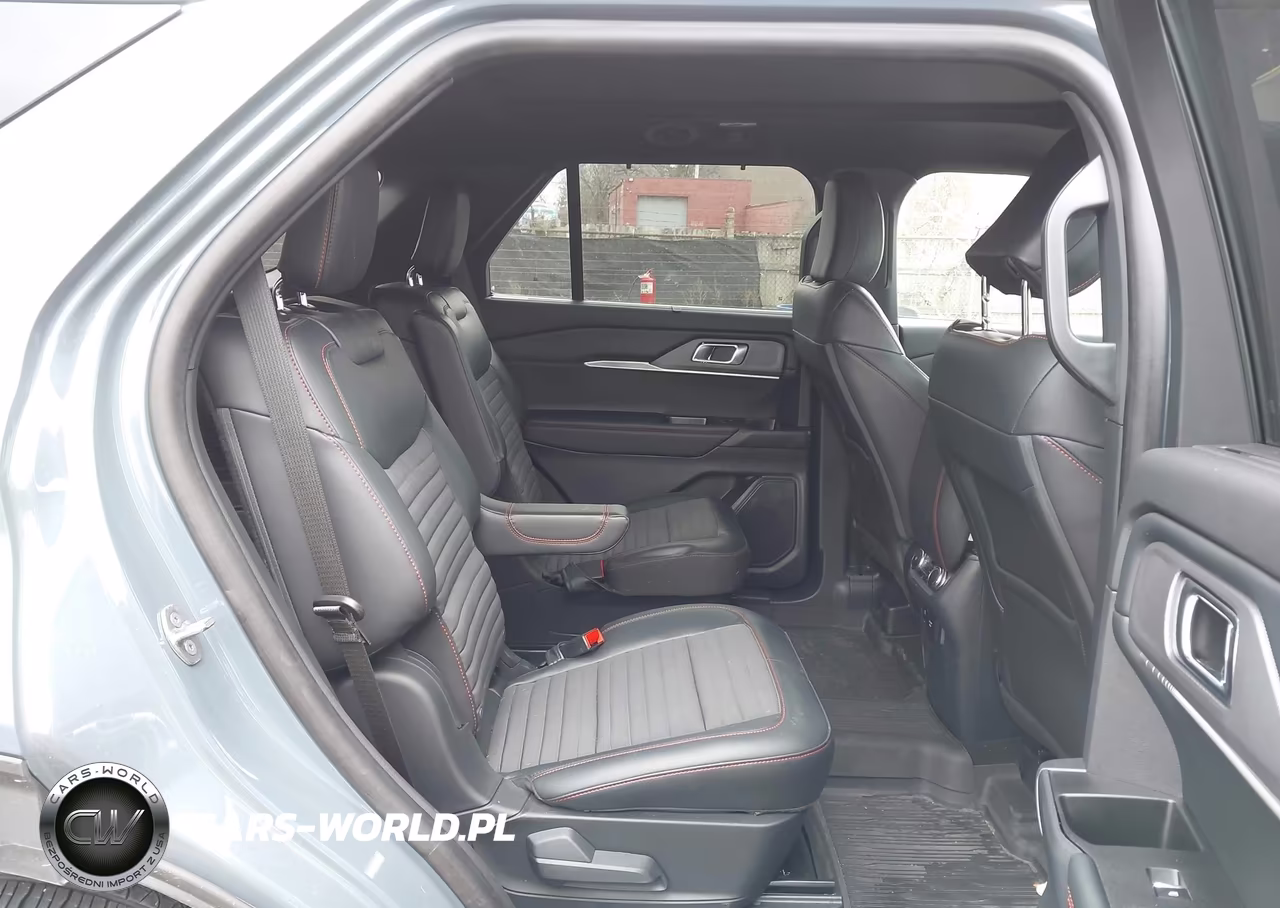 2025 Ford Explorer St-Line VIN:1FMUK8KH2SGA36016 - 8