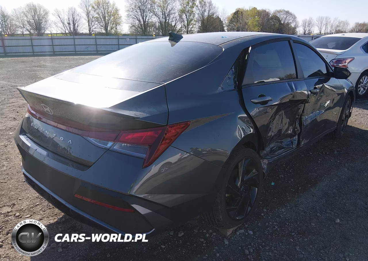 2026 Hyundai Elantra Sel Sport VIN:KMHLM4DG9TU141447 - 4