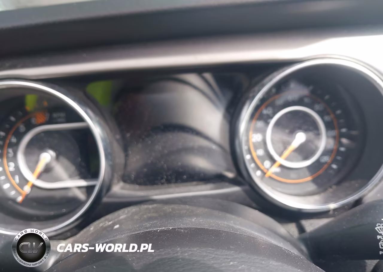 2021 Jeep Wrangler Unlimited Sport S 4X4 VIN:1C4HJXDNXMW744190 - 7