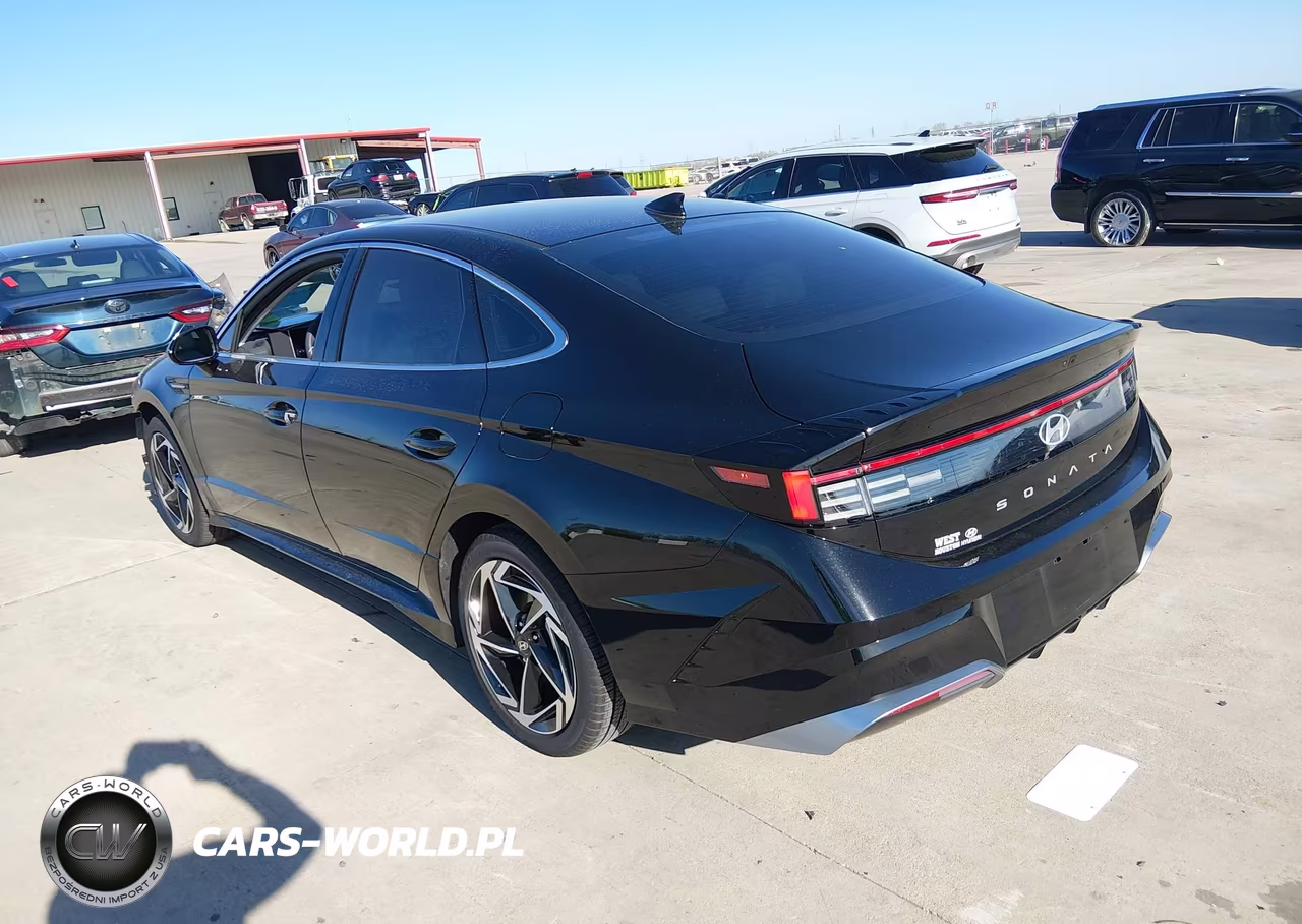 2026 Hyundai Sonata Sel Sport VIN:KMHL64JA8TA526655 - 3
