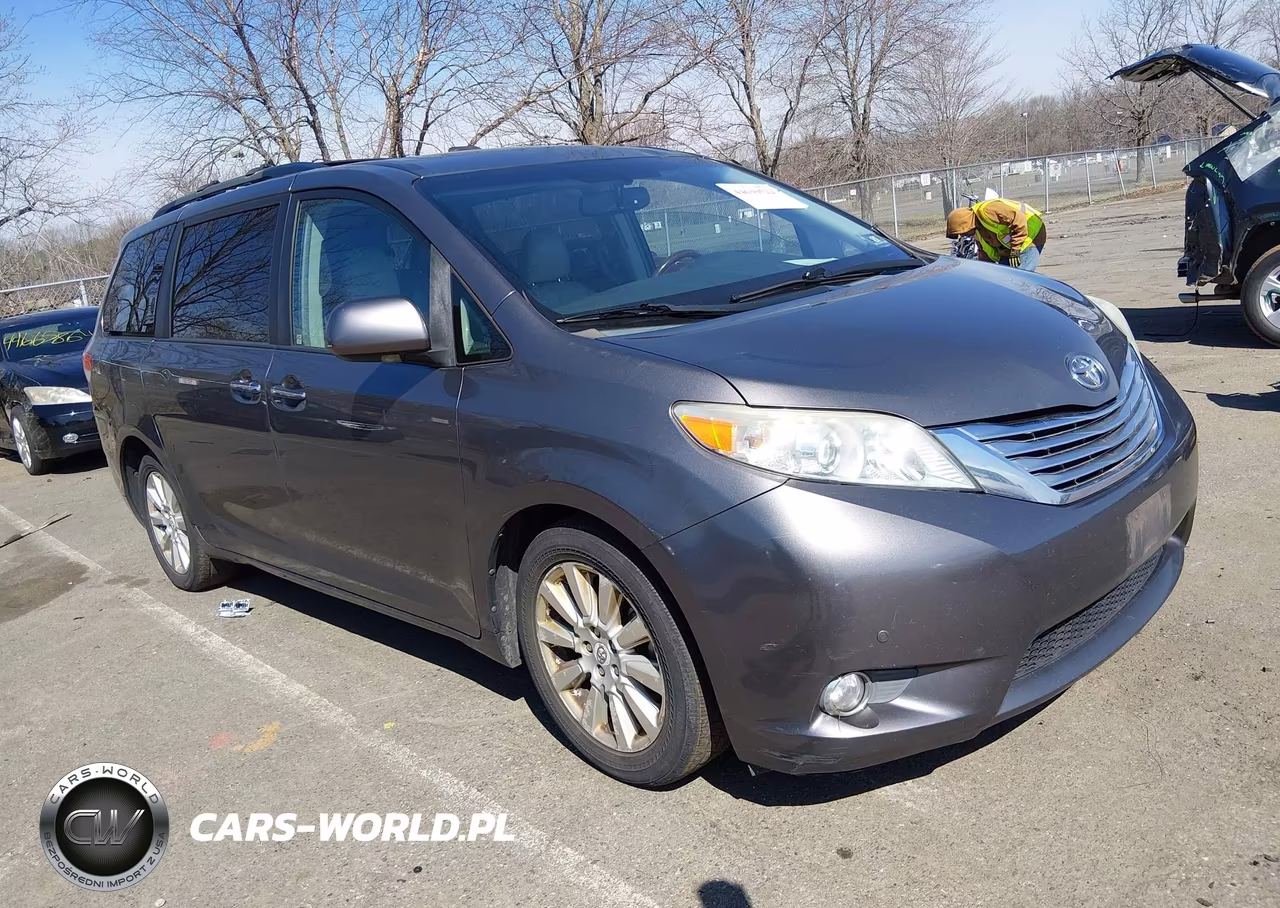 2011 Toyota Sienna Limited – zdjęcie 1 z 16