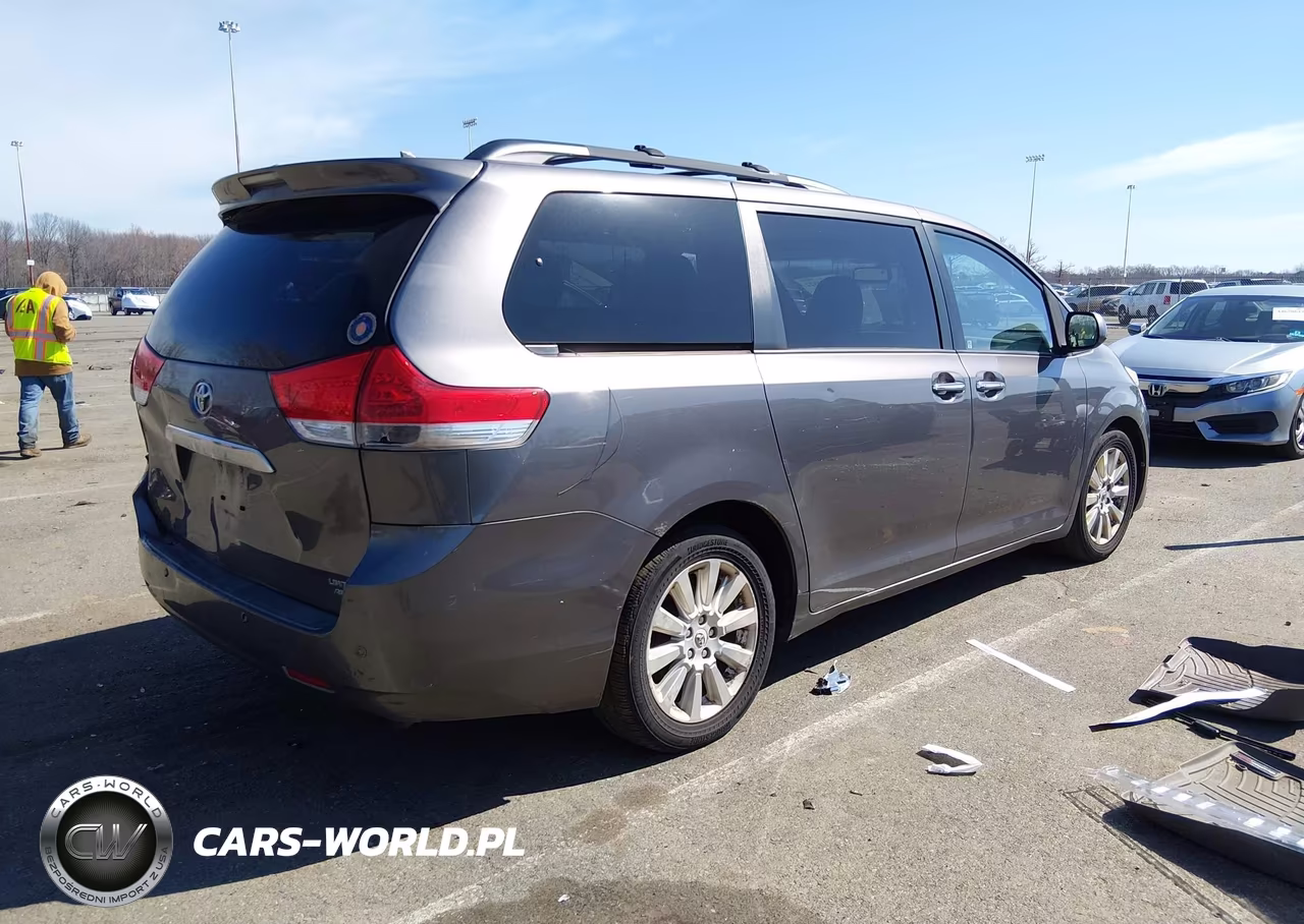 2011 Toyota Sienna Limited VIN:5TDDK3DC6BS017760 - 4