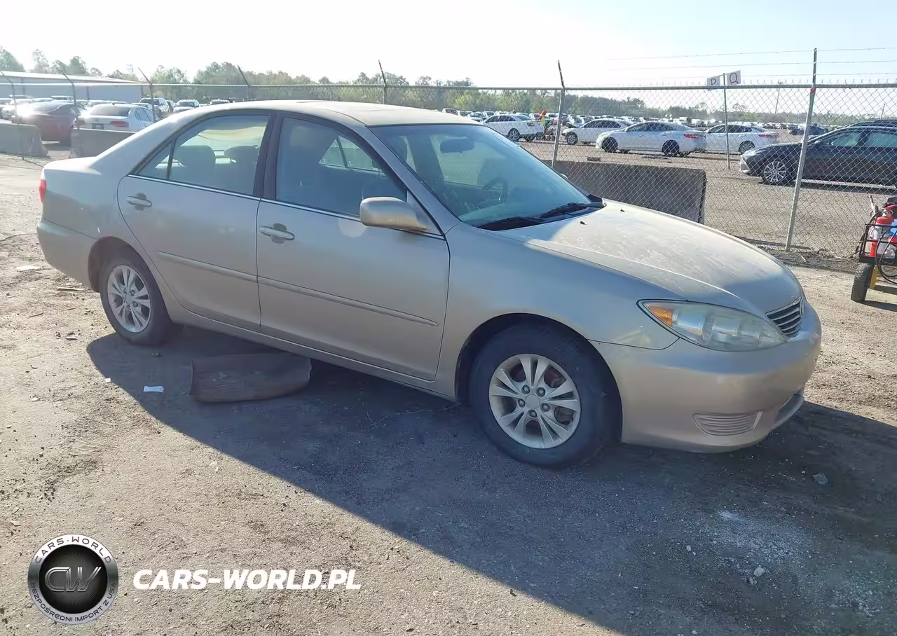 2005 Toyota Camry Le V6