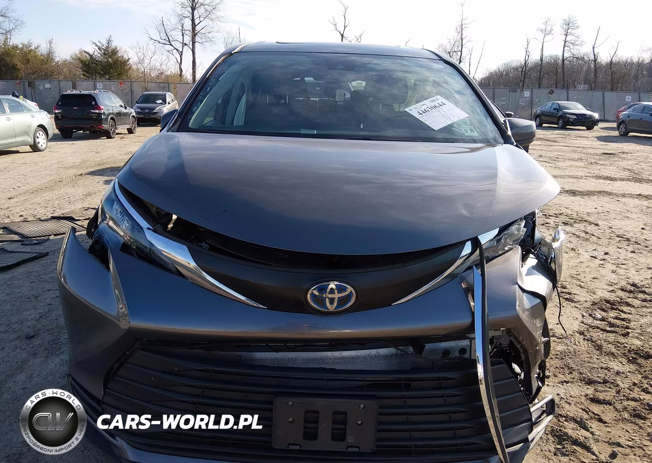2024 Toyota Sienna Le VIN:5TDBSKFC3RS126590 - 12
