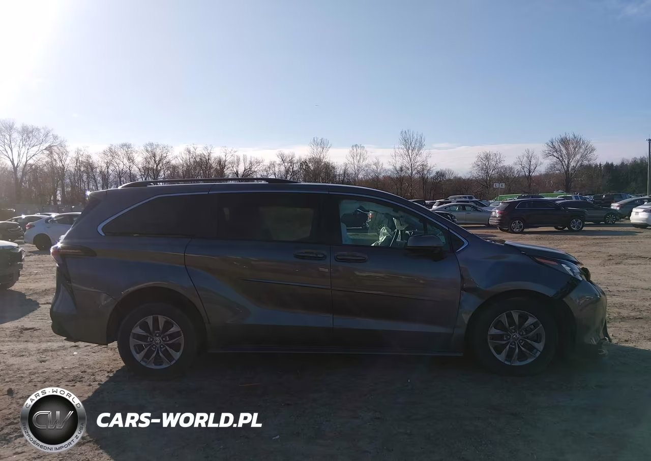 2024 Toyota Sienna Le VIN:5TDBSKFC3RS126590 - 13