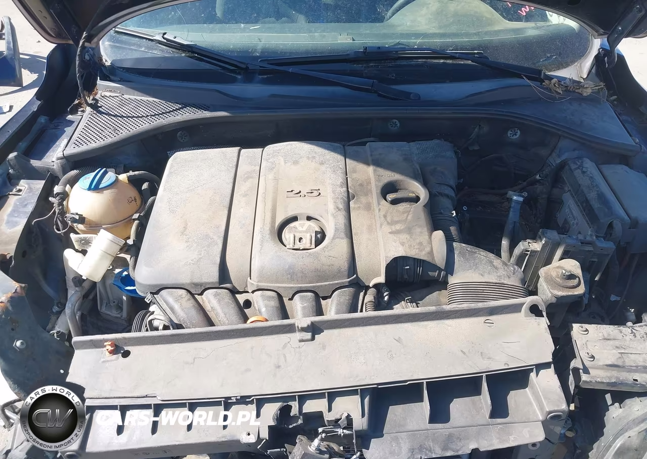 2013 Volkswagen Passat S VIN:1VWAP7A32DC024111 - 10