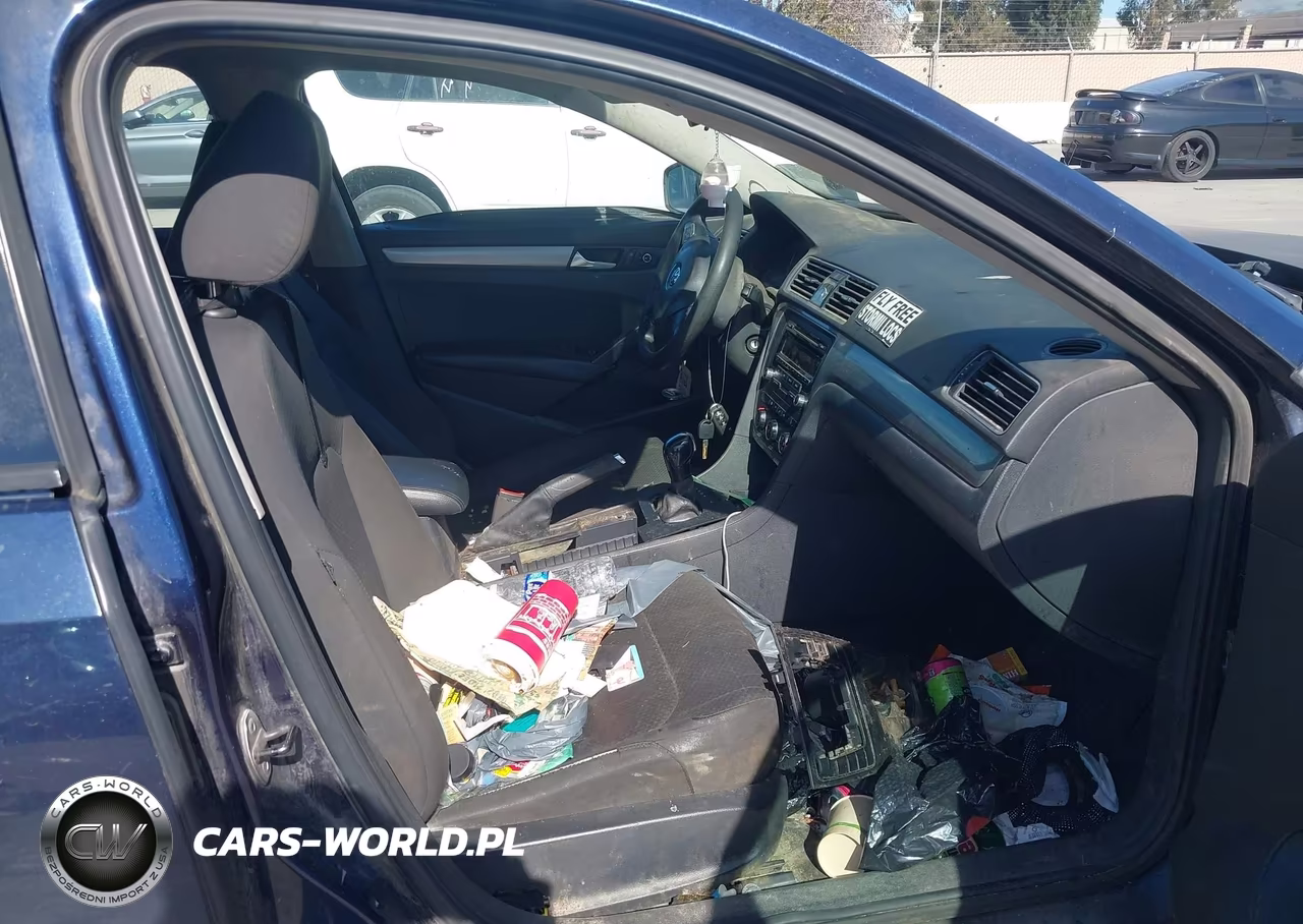 2013 Volkswagen Passat S VIN:1VWAP7A32DC024111 - 5