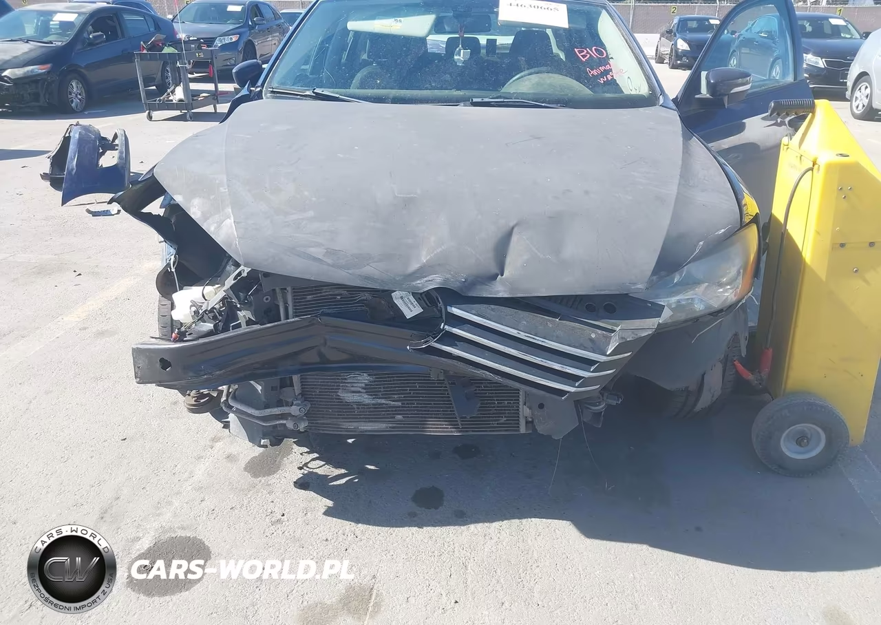 2013 Volkswagen Passat S VIN:1VWAP7A32DC024111 - 6