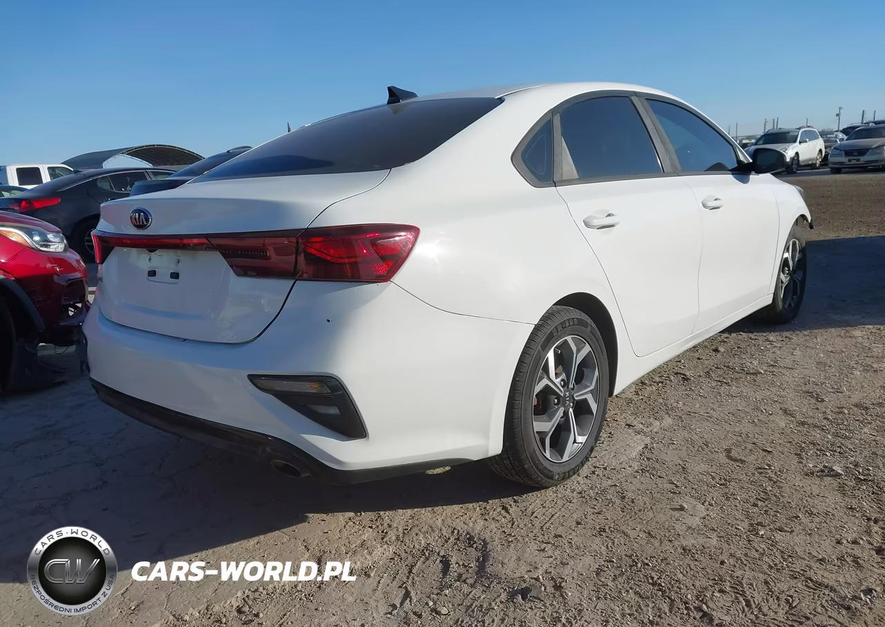 2020 Kia Forte Lxs VIN:3KPF24AD5LE175529 - 4
