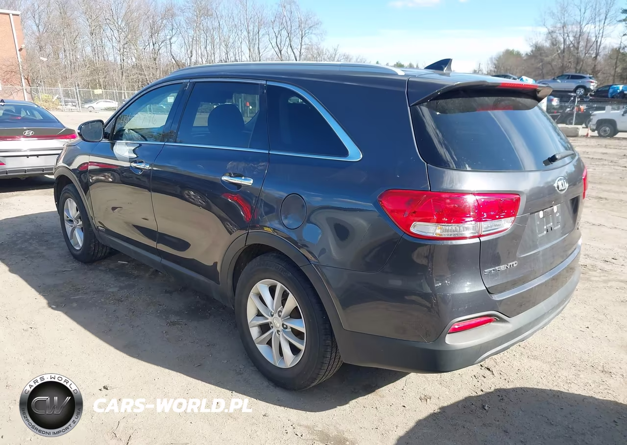 2018 Kia Sorento 2.4L Lx VIN:5XYPGDA32JG348078 - 3