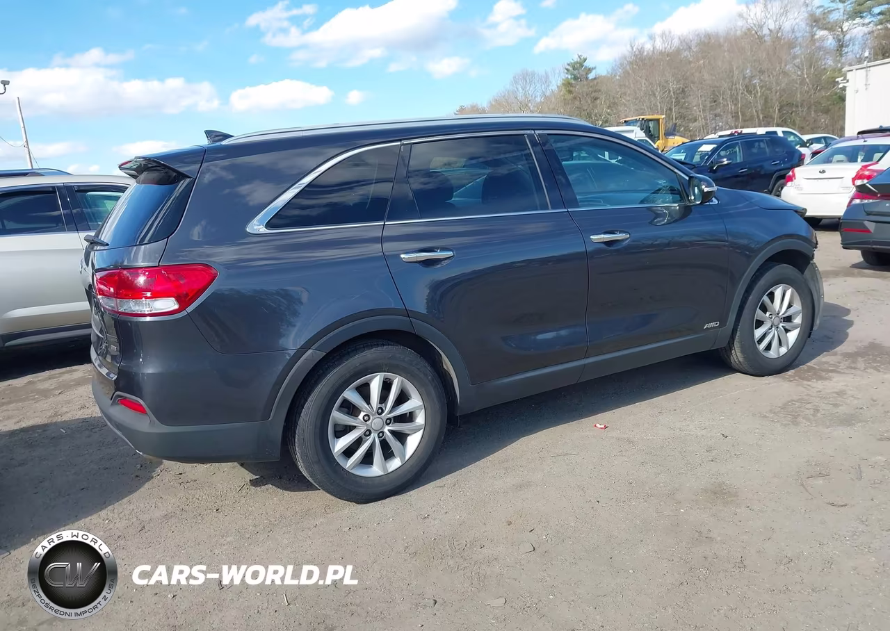 2018 Kia Sorento 2.4L Lx VIN:5XYPGDA32JG348078 - 4