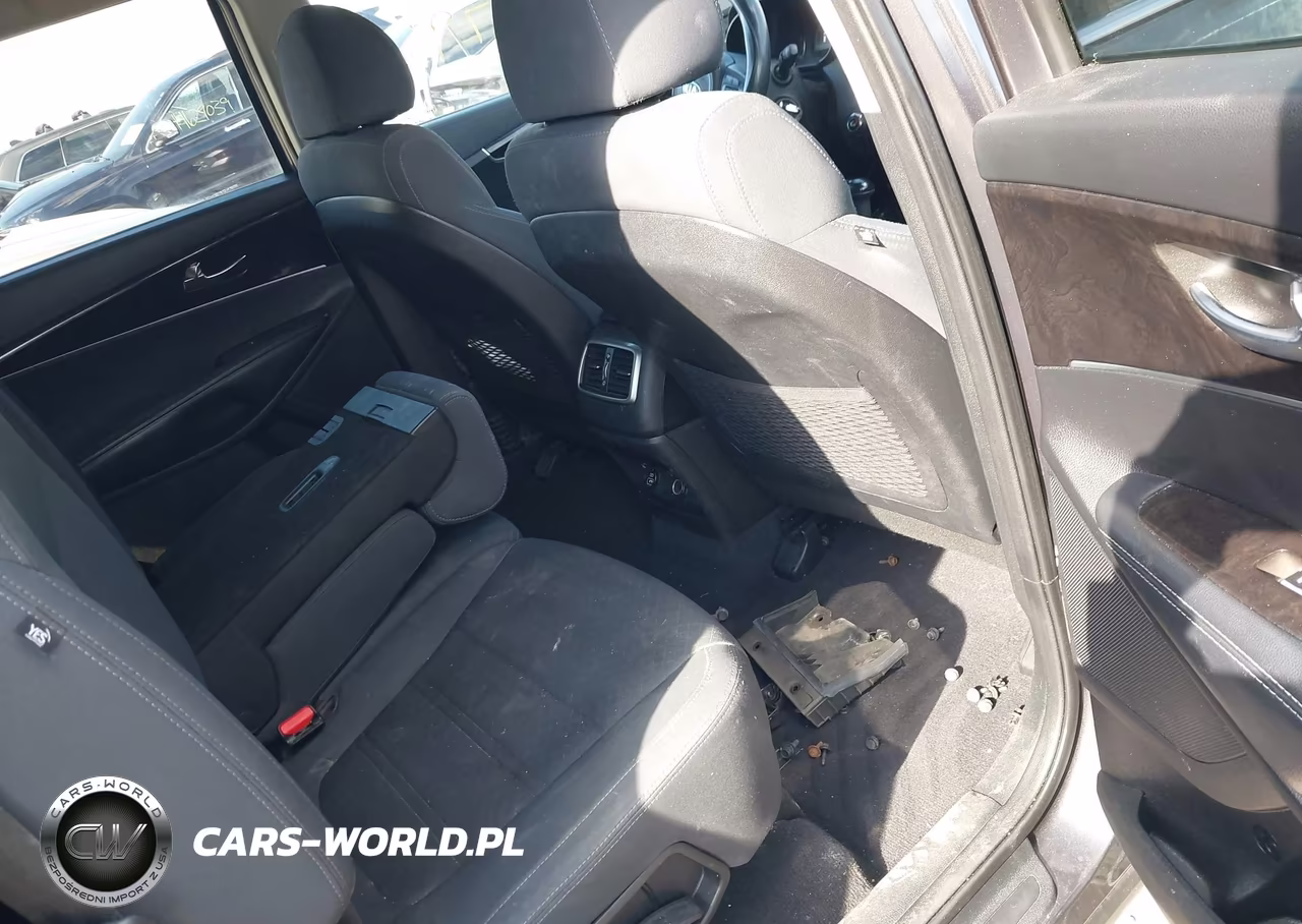 2018 Kia Sorento 2.4L Lx VIN:5XYPGDA32JG348078 - 8