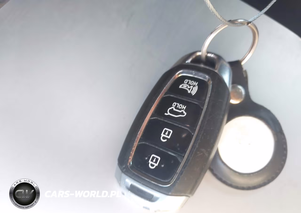 2020 Hyundai Veloster N VIN:KMHT36AH7LU004132 - 11