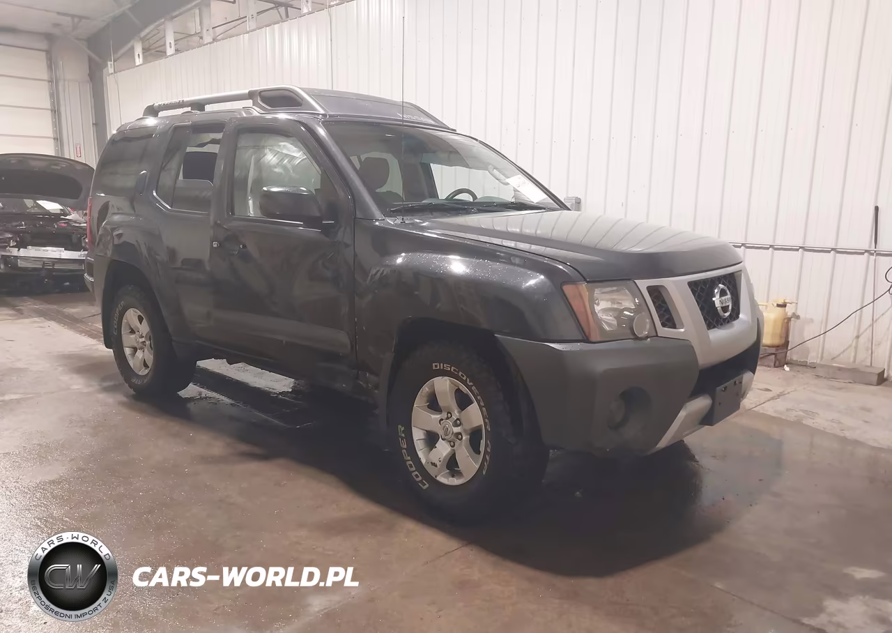 2013 Nissan Xterra S