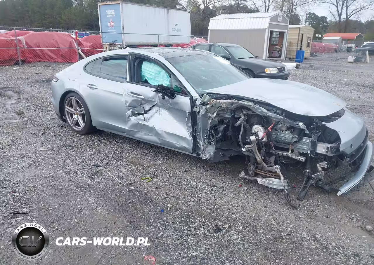 2023 Porsche Panamera 4-4 Platinum Edition-Platinum Edition