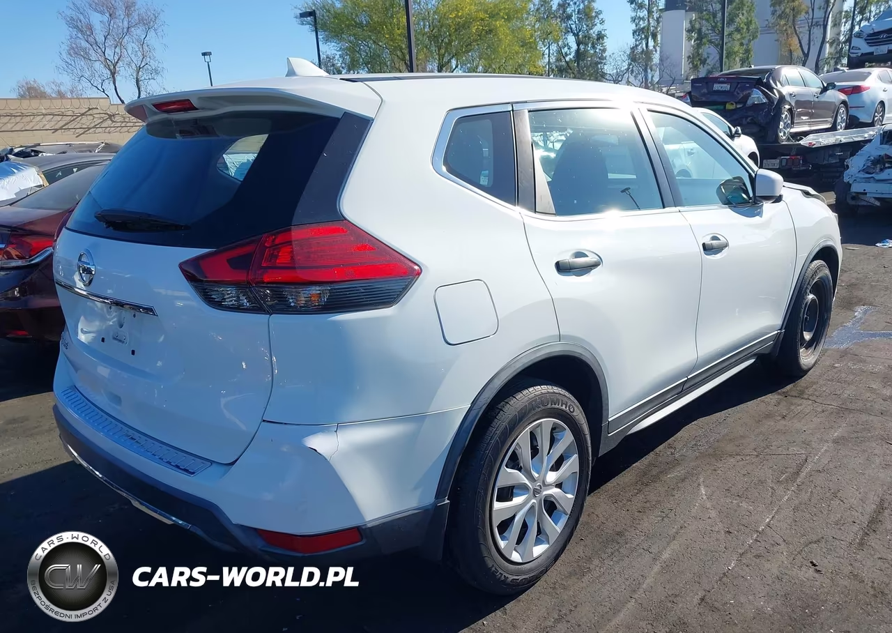 2017 Nissan Rogue S VIN:KNMAT2MT9HP585563 - 4