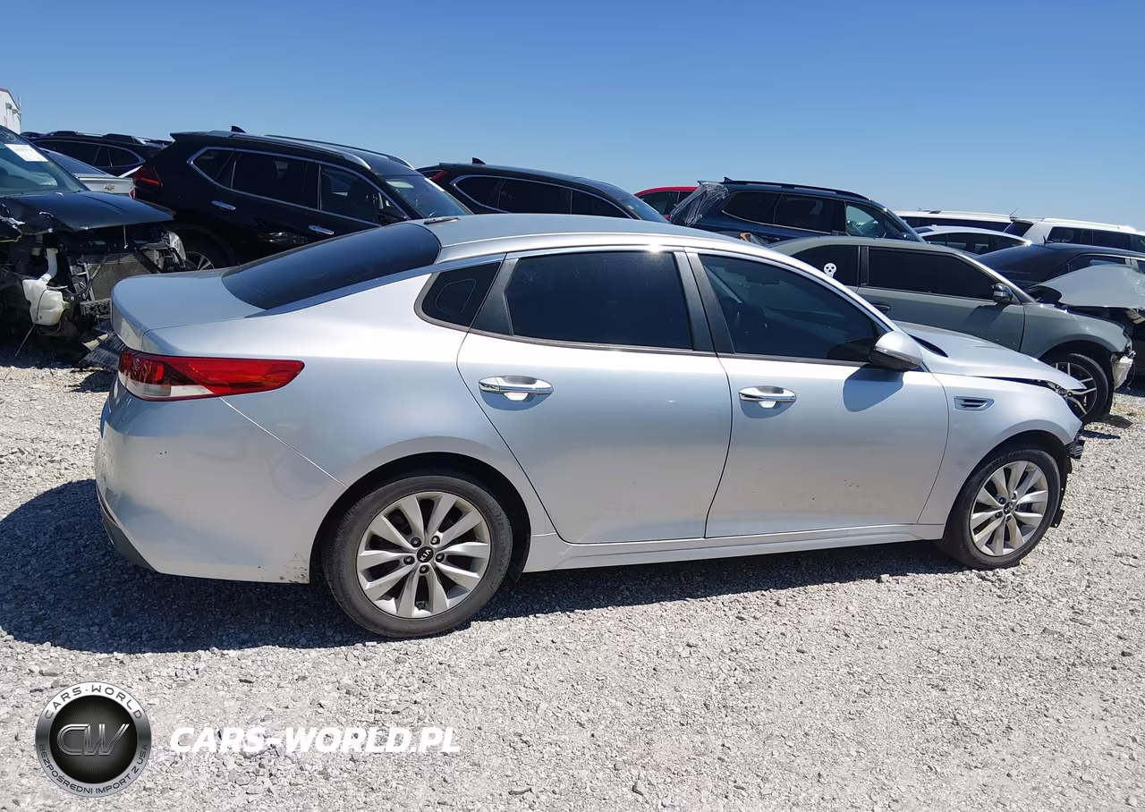 2016 Kia Optima Lx VIN:5XXGT4L38GG062029 - 13