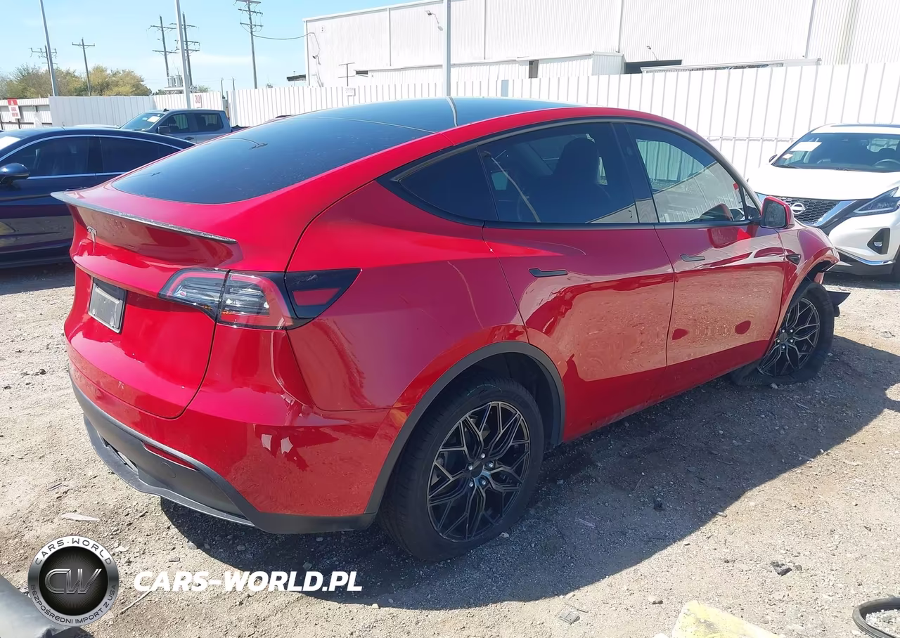 2023 Tesla Model Y Rwd VIN:7SAYGDED2PF958525 - 4