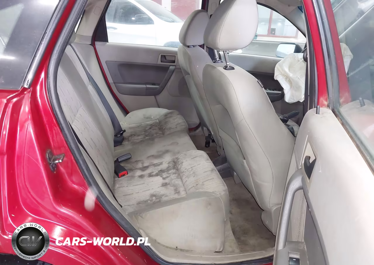 2011 Ford Focus Se VIN:1FAHP3FN9BW151024 - 8