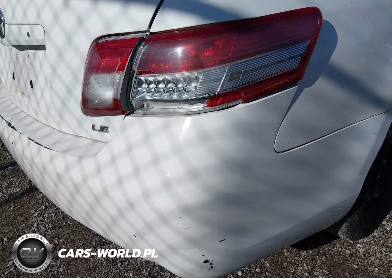 2011 Toyota Camry Le VIN:4T1BF3EK0BU647993 - 14