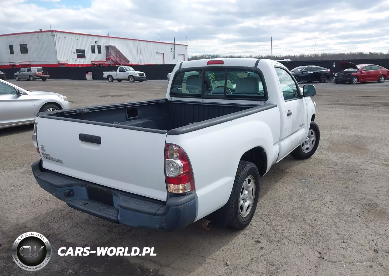 2010 Toyota Tacoma VIN:5TENX4CNXAZ739006 - 4
