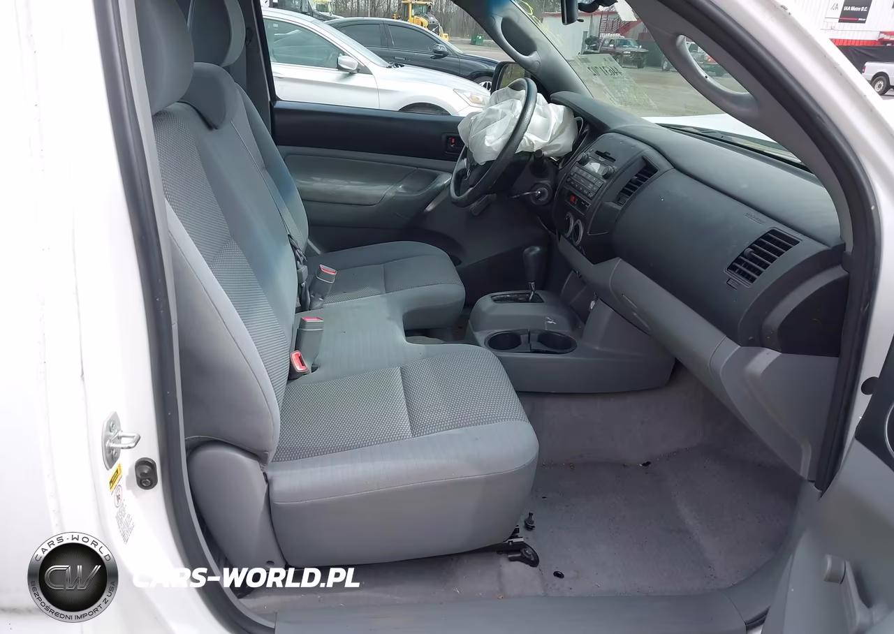 2010 Toyota Tacoma VIN:5TENX4CNXAZ739006 - 5