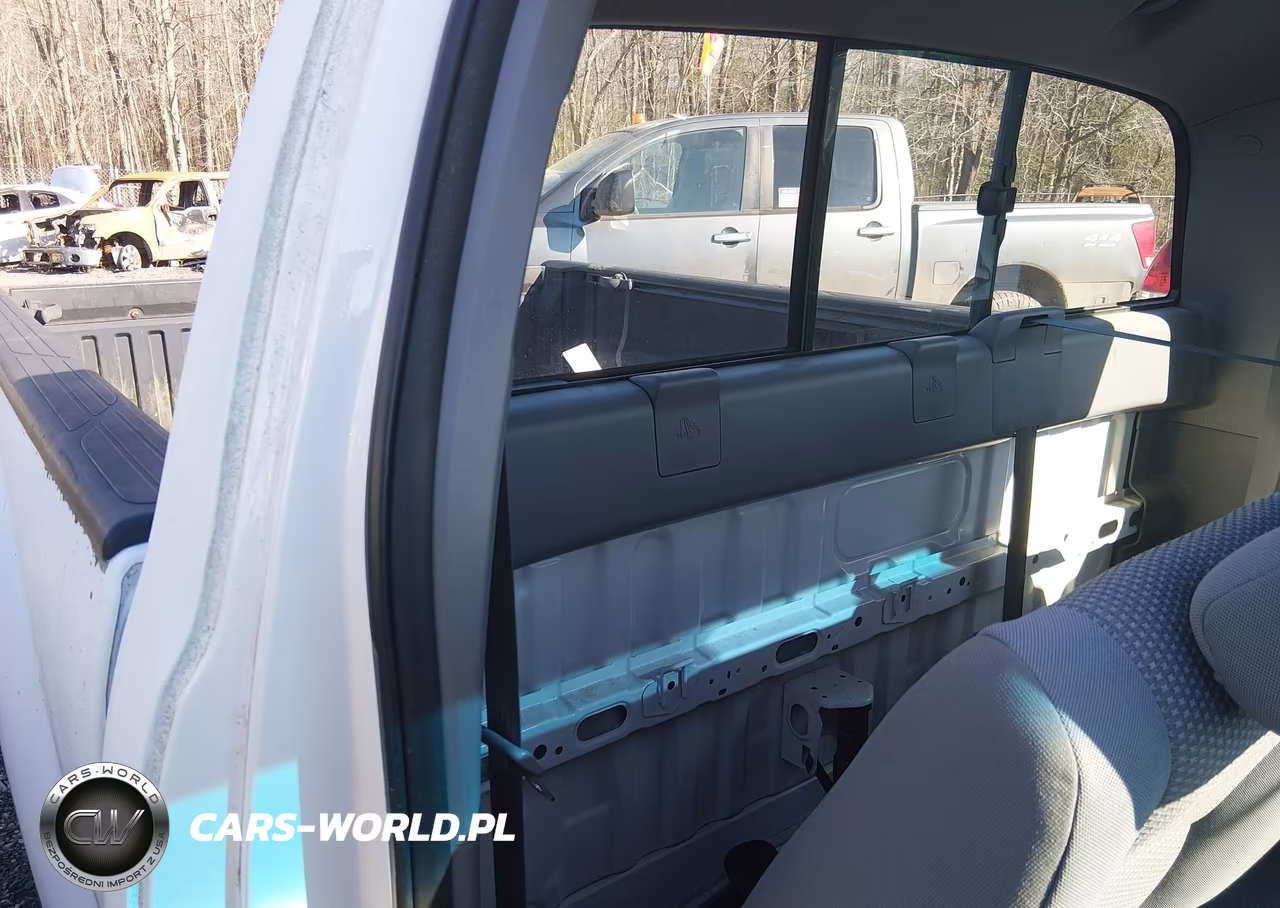 2010 Toyota Tacoma VIN:5TENX4CNXAZ739006 - 8