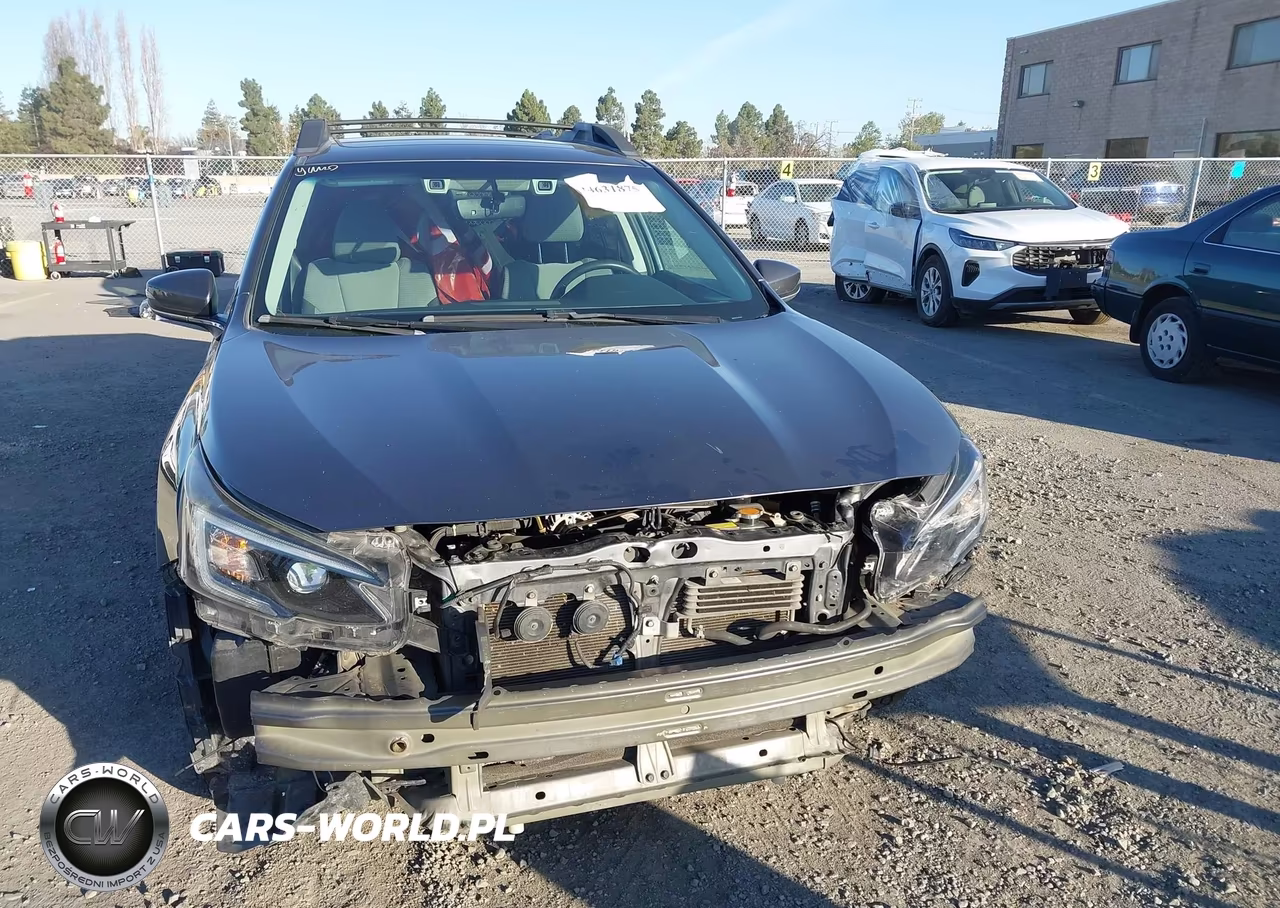 2020 Subaru Outback Premium VIN:4S4BTAECXL3215344 - 6