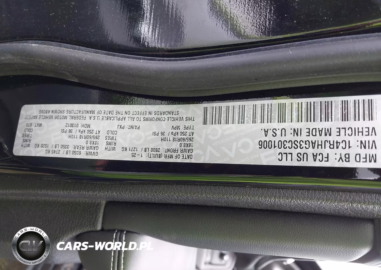 2025 Jeep Grand Cherokee Altitude X 4X4 VIN:1C4RJHAG3SC301006 - 9